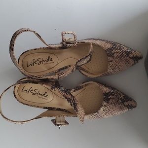 Life Stride Sansa faux Snakeskin Heels. US Women's Size 5.5